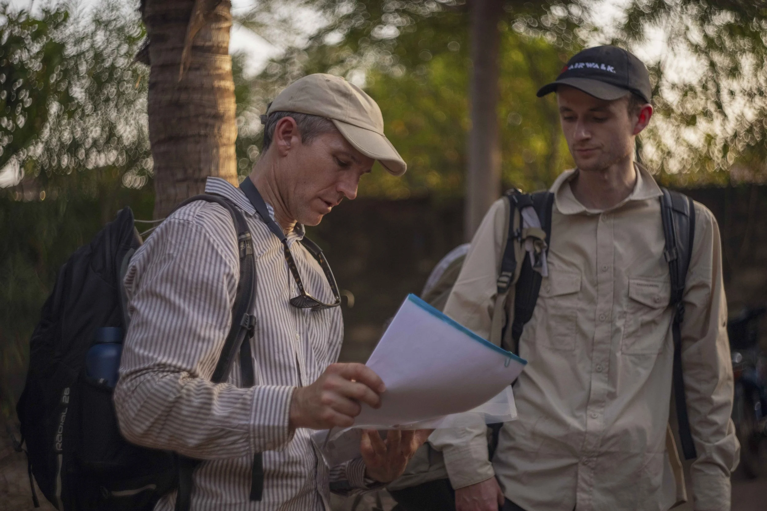 Benjamin Sadd_Humanlike-Chimps of Fongoli-1817.jpg