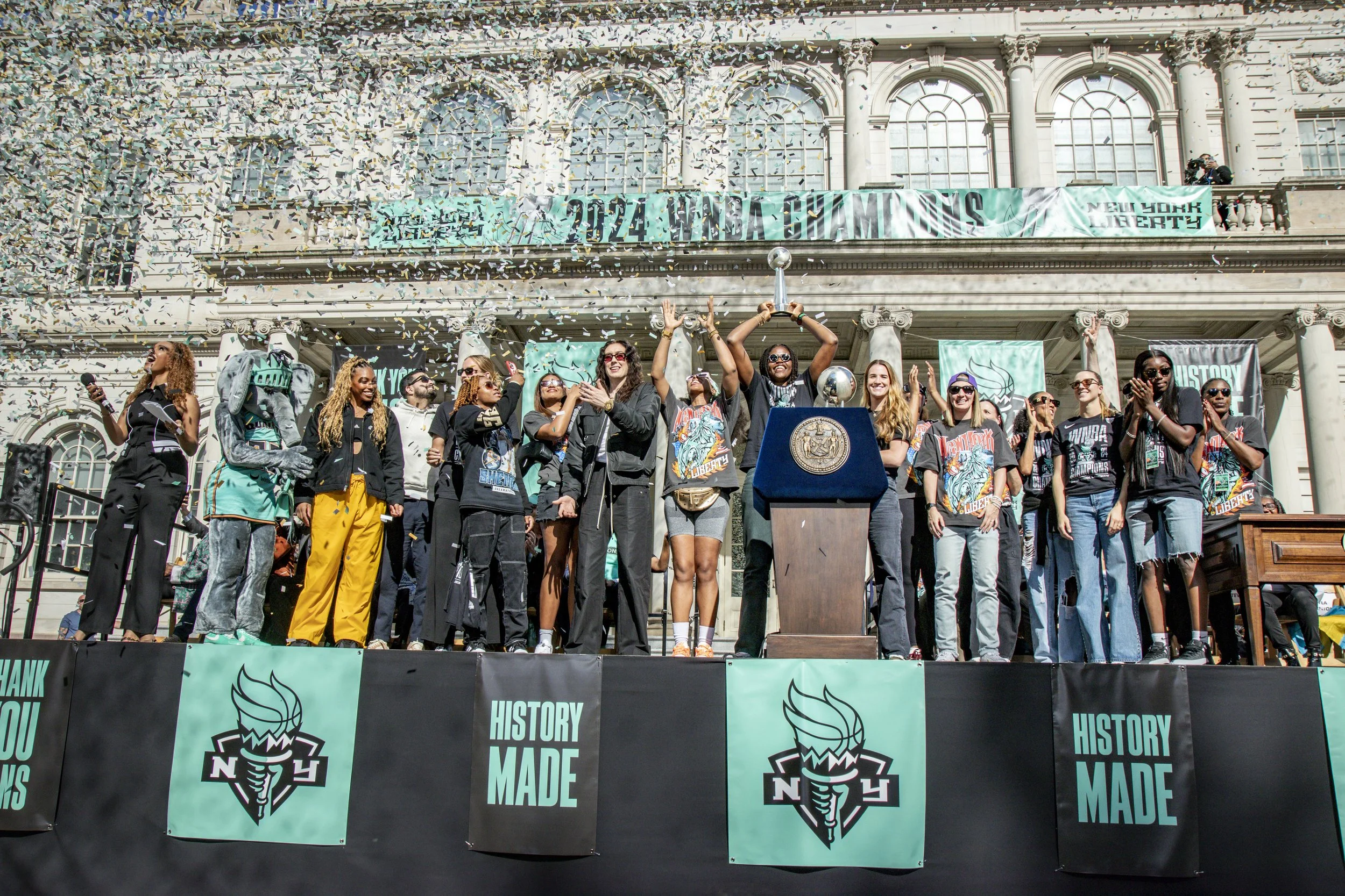 LIBERTY PARADE WNBA CHAMPS_113.jpg