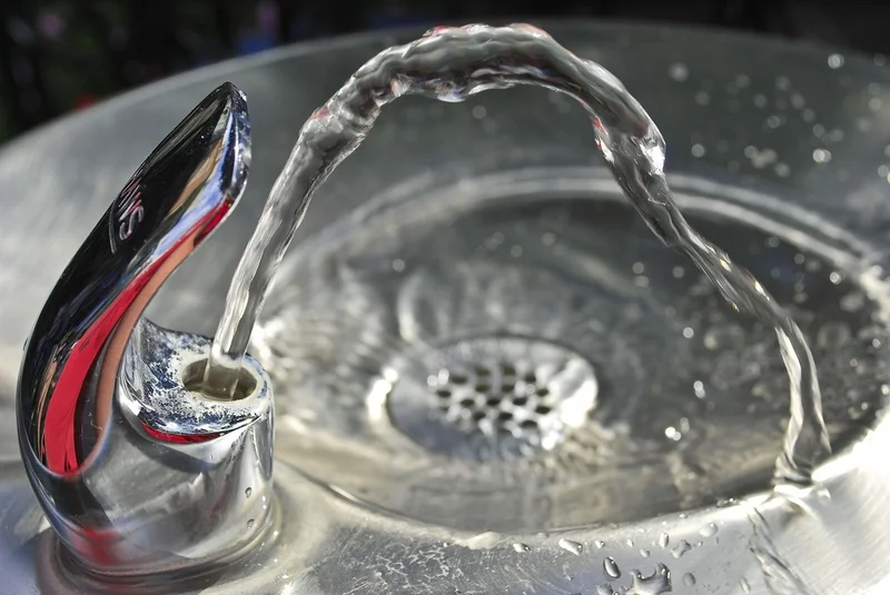 water_fountain.jpg