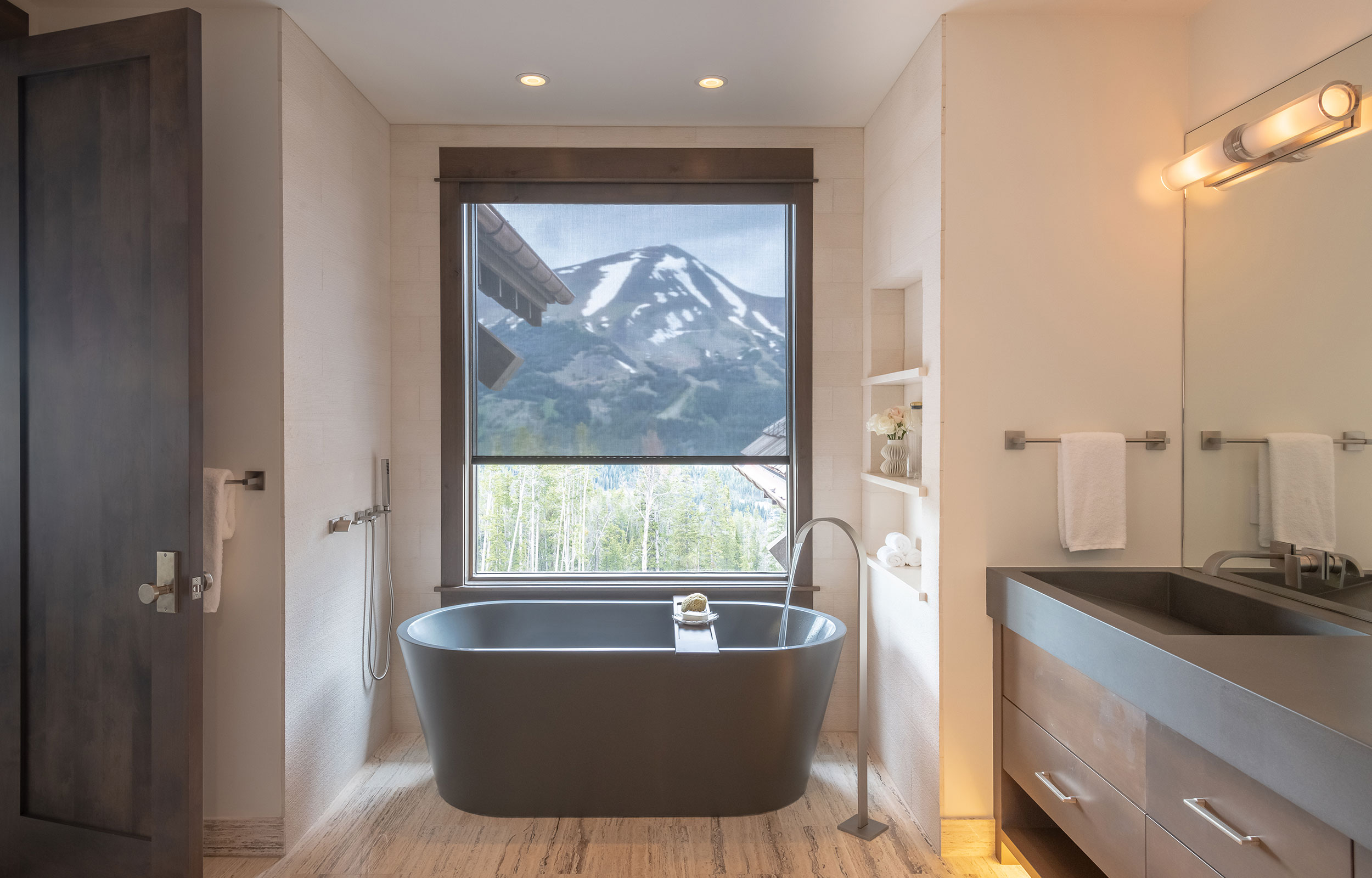 SAV-Hero-Master-Bath-on.jpg