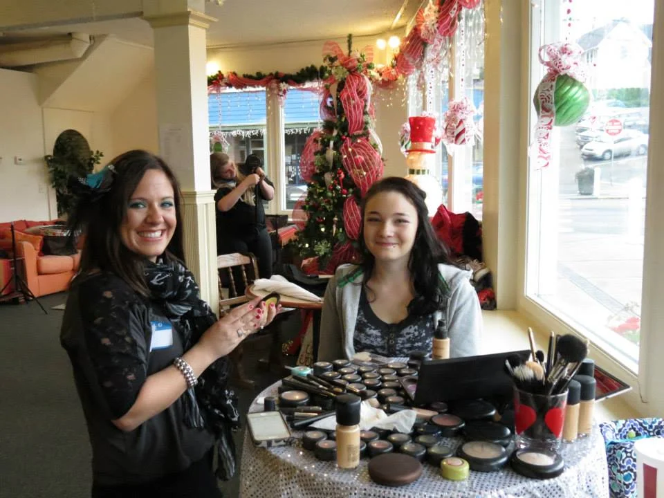 2013 MAKEUP TABLE.jpg
