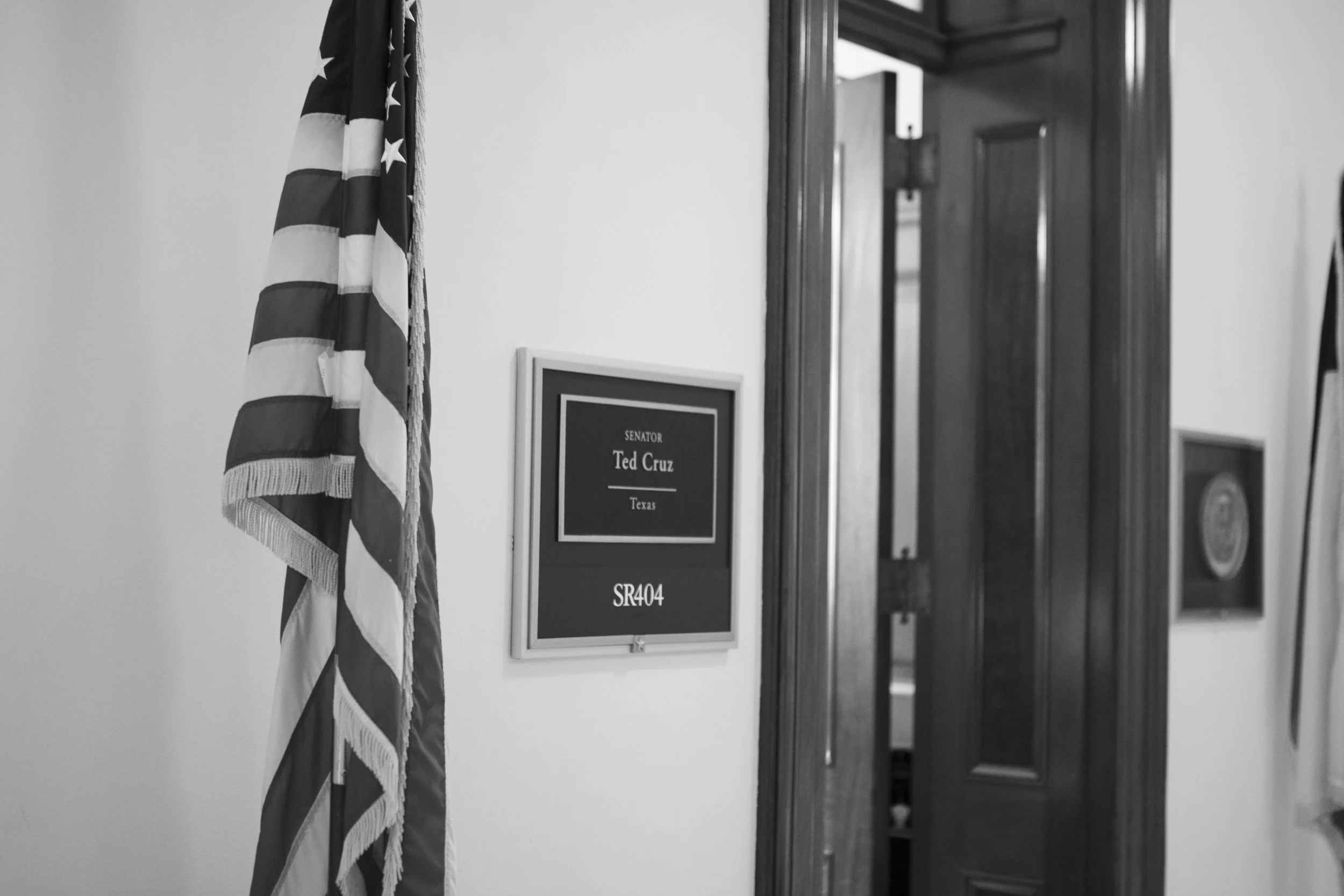SHUTDOWN Day 28 080 Final.jpg