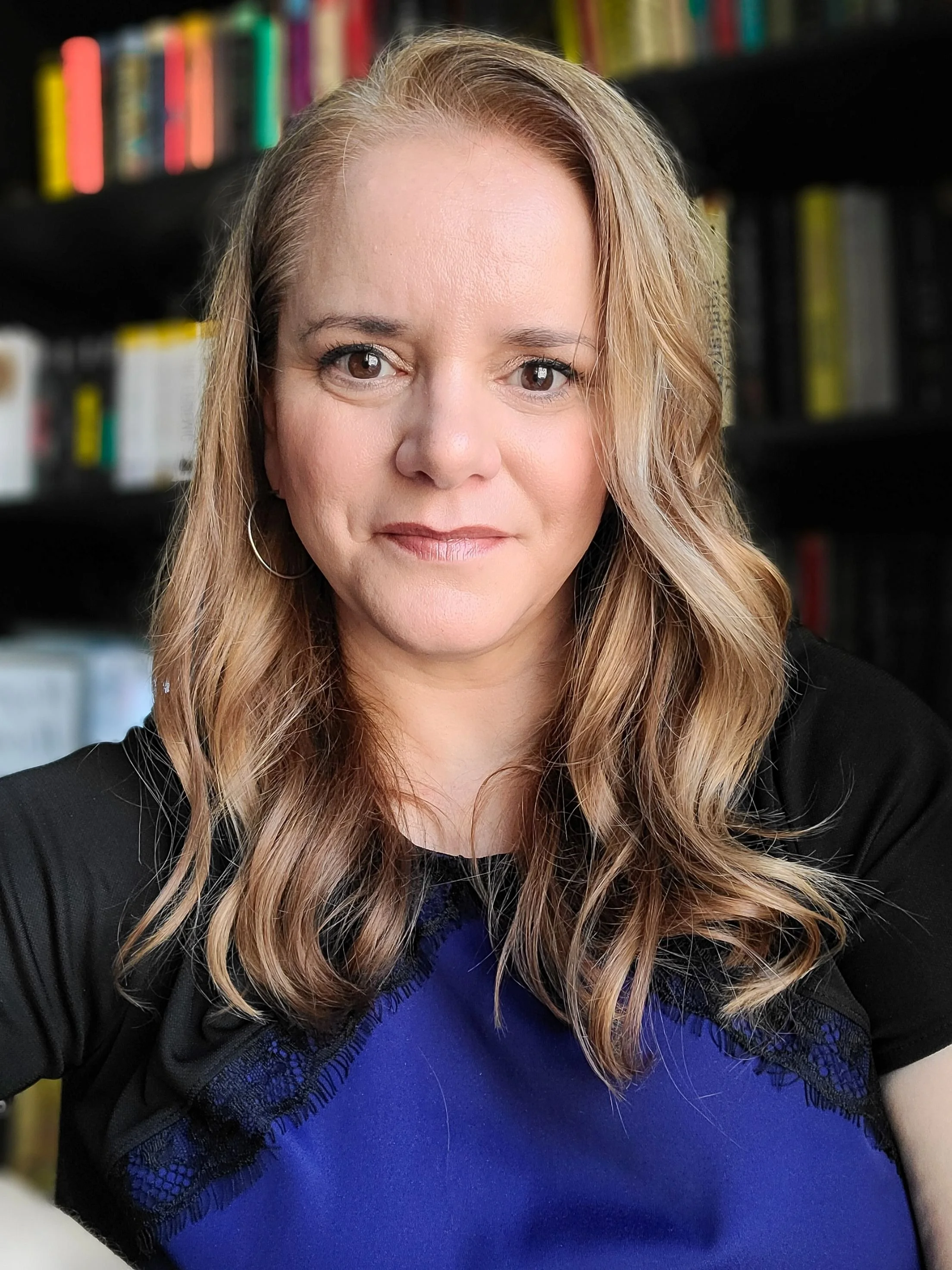 Book Signing: Elaine Evans