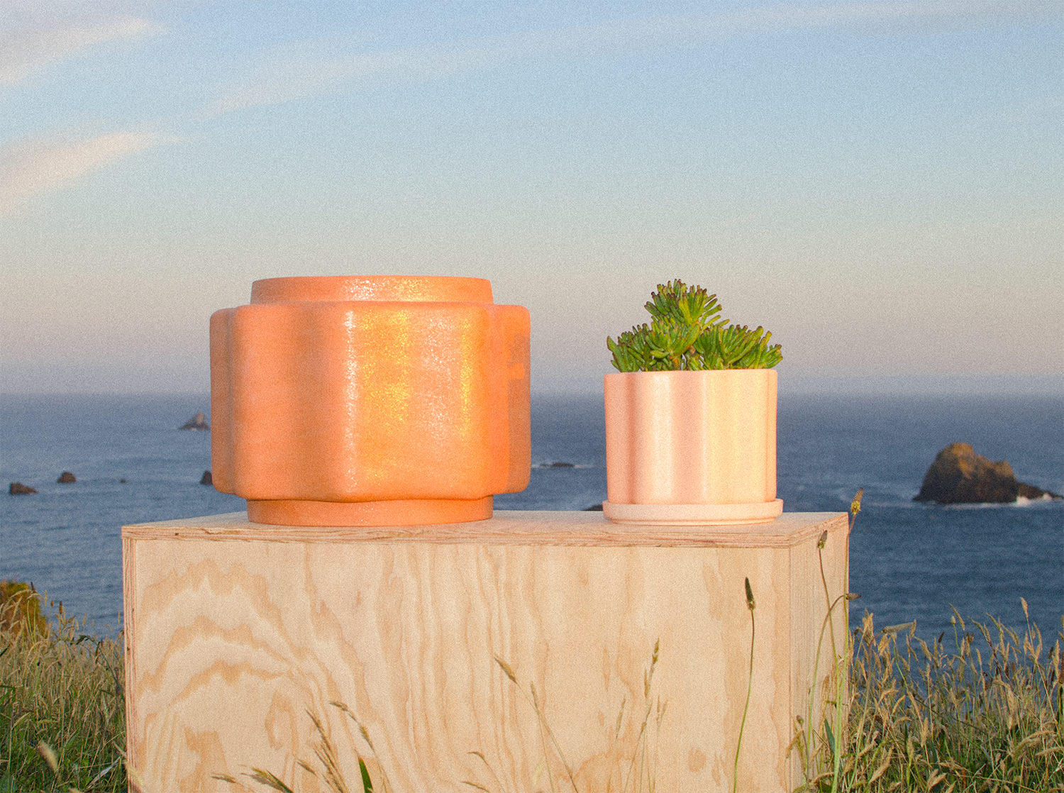 Large Shimmering Terra Planter