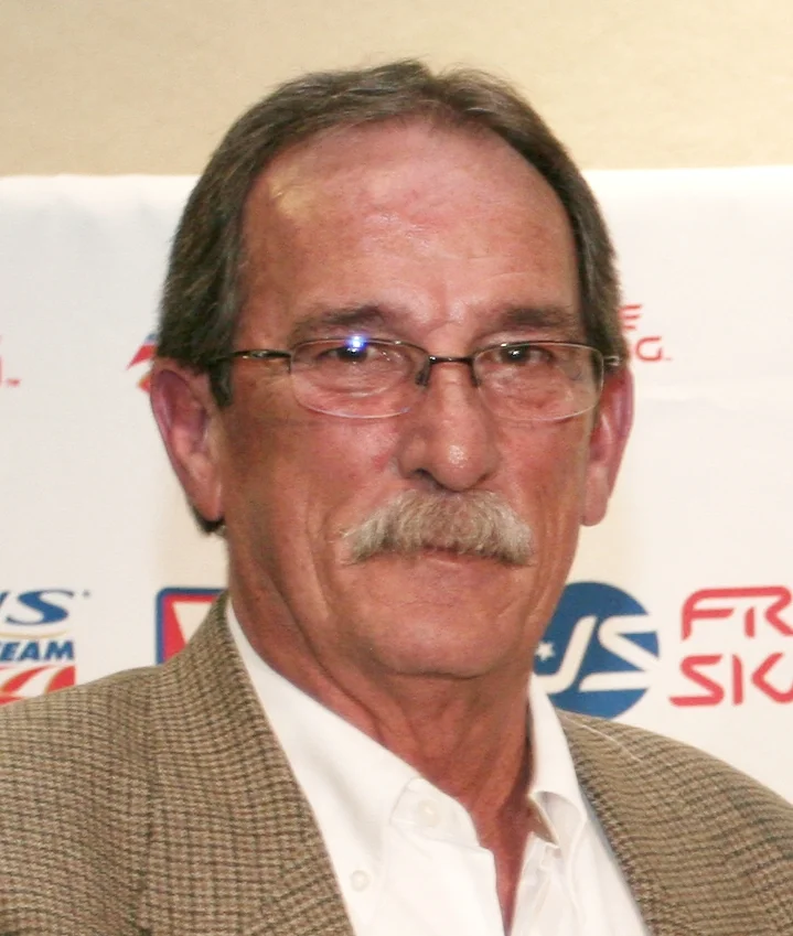Bob Dart.jpg