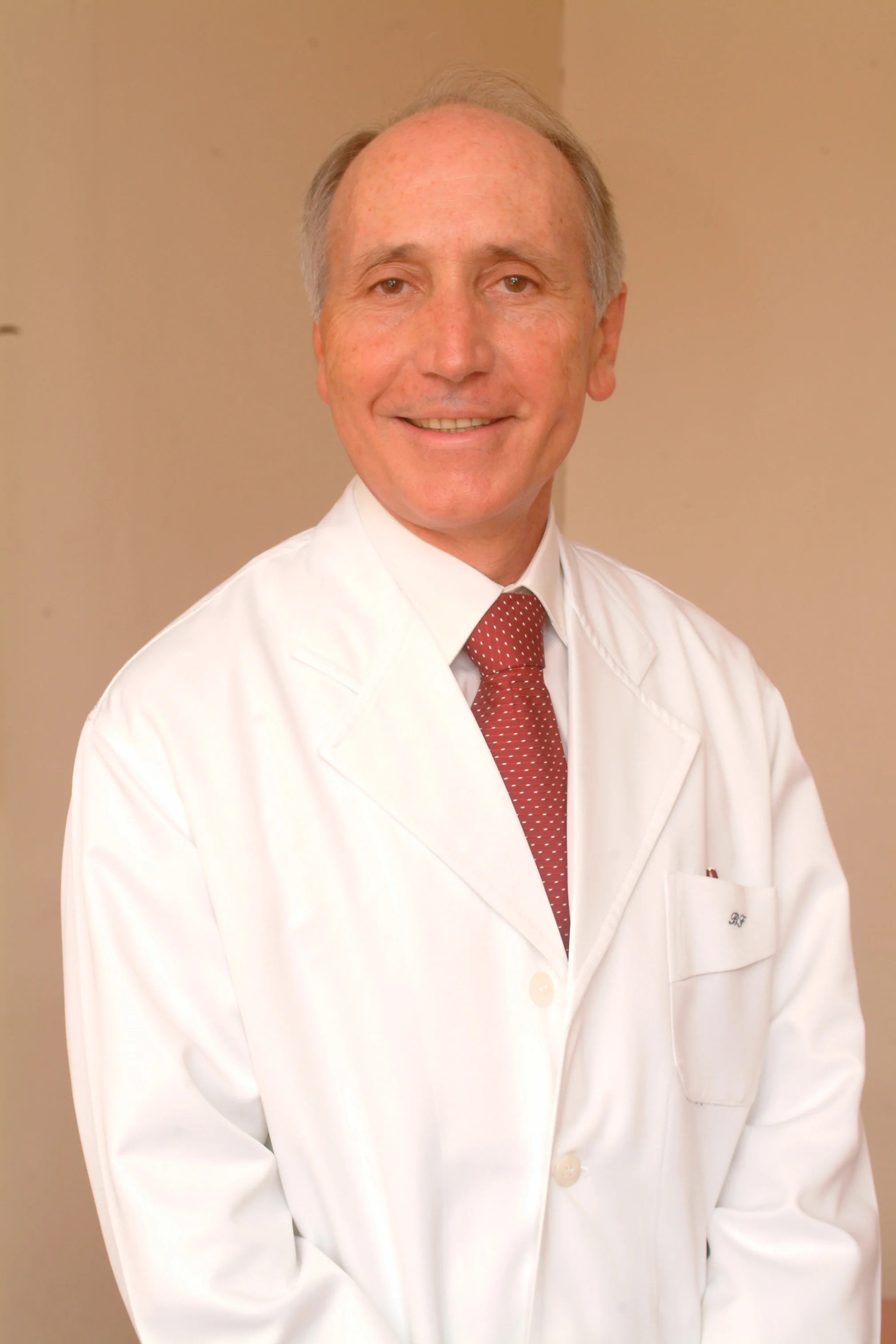 Carlos Alberto de Barros Franco Coordenador de Pneumologia PUC-Rio Diretor Médico Clínica Barros Franco Membro da Academia Nacional de Medicina