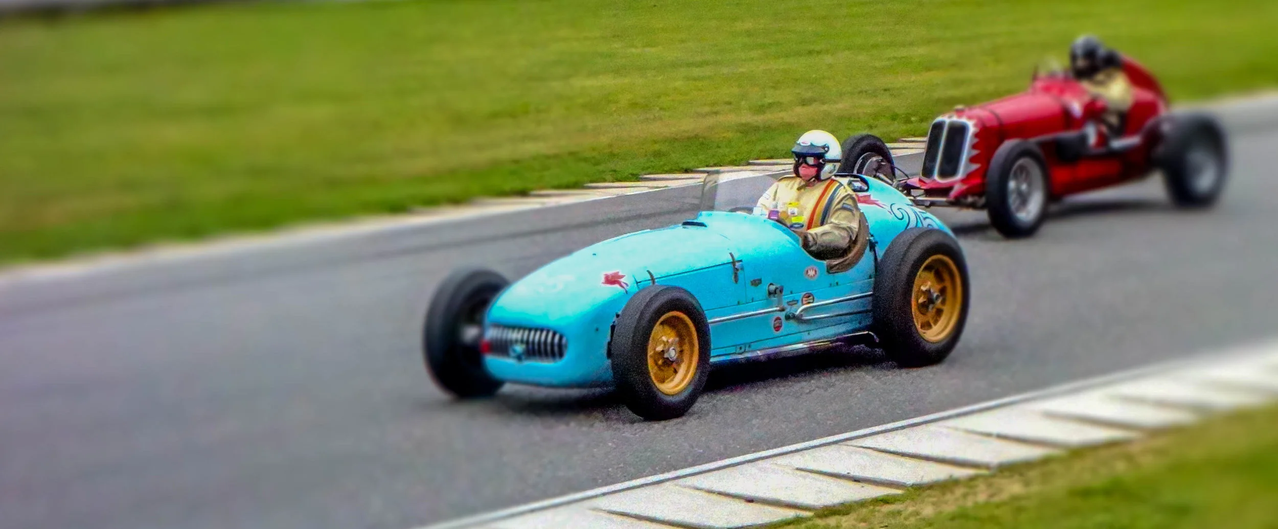 Wish I looked this cool while driving.