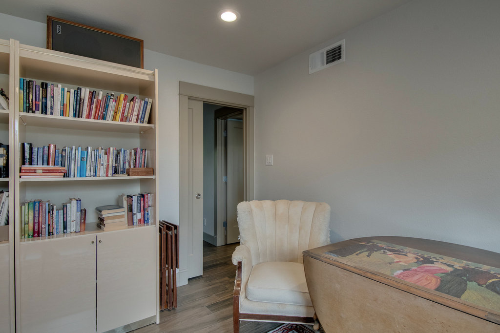1240 Post Oak Trl._14.jpg