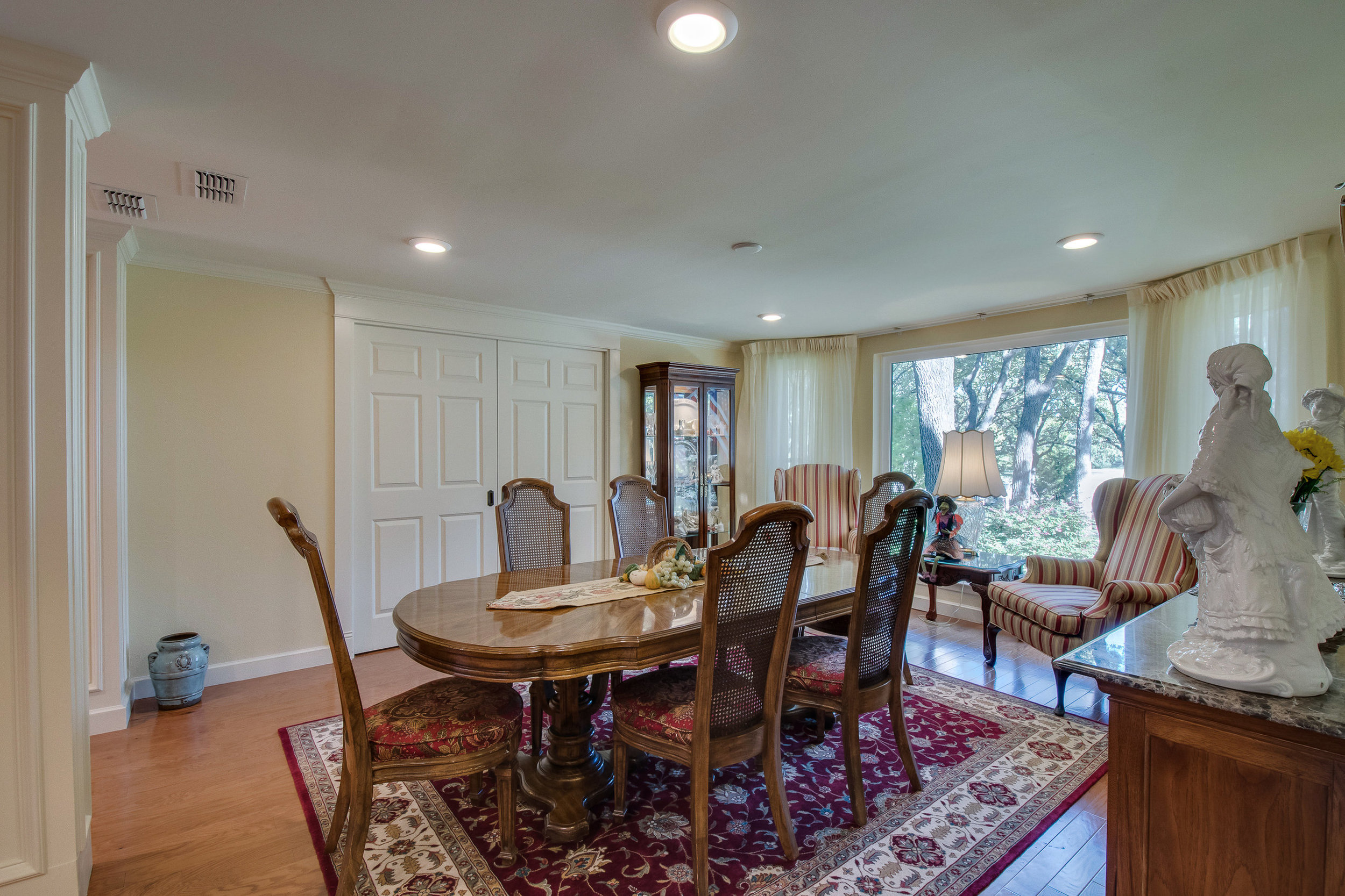 2112 W. Mayfield_2.jpg