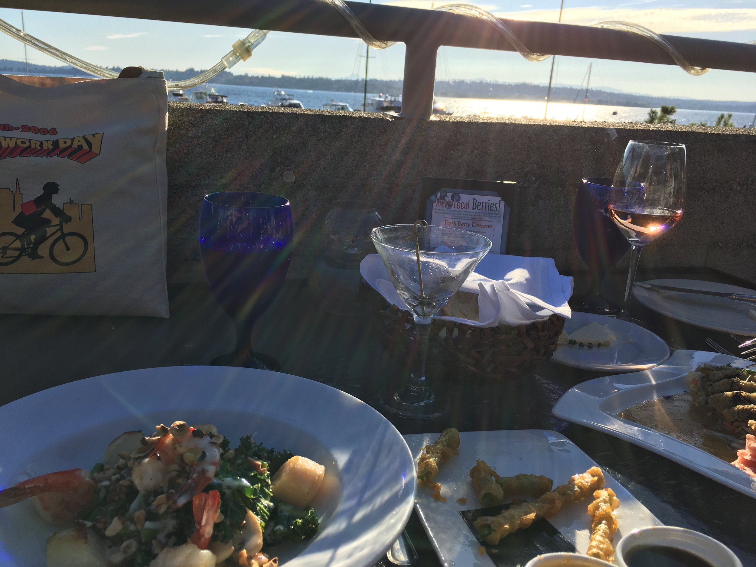  View of Lake Washington &amp; Seattle from Anthony's HomePort, Kirkland, WA 