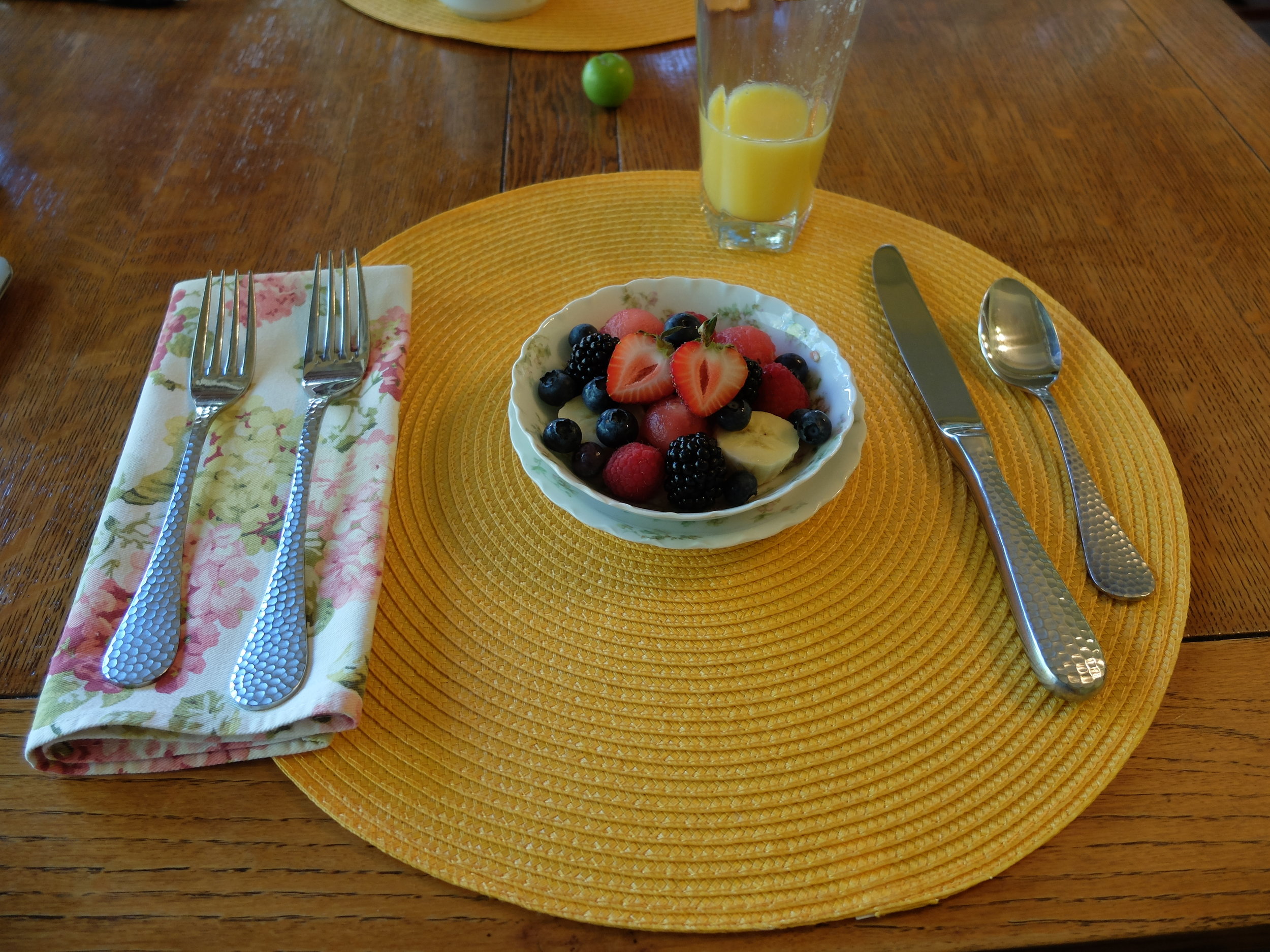  Kangaroo House B &amp; B, Eastsound, Orcas Island, WA - Breakfast 