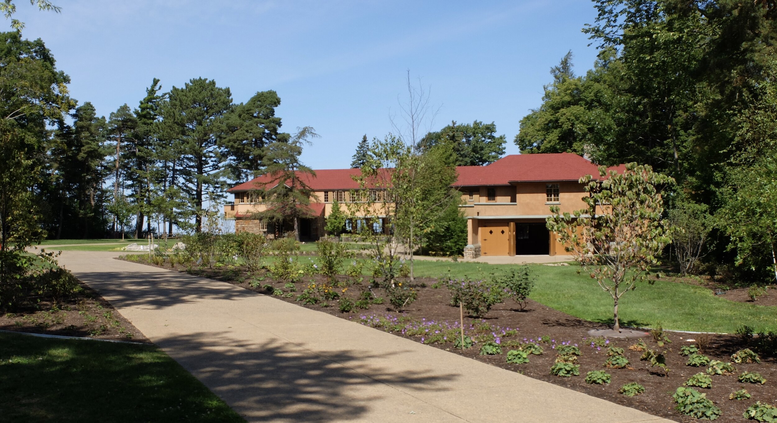 Greycliff is a Frank Lloyd Wright designed lakeside summer home for the Martin family.  The circa 1920's home has just been restored.