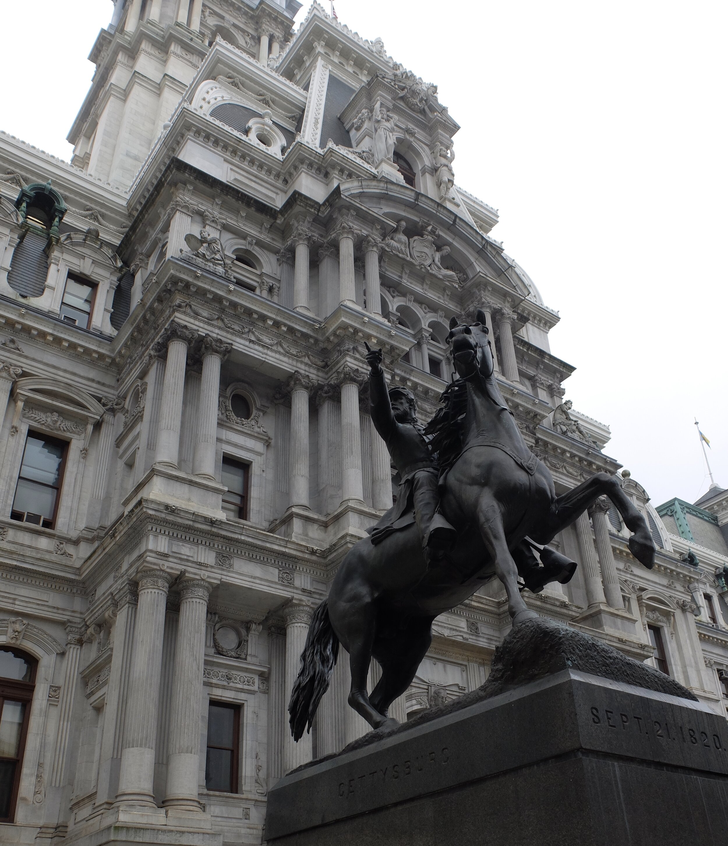 City Hall had all sorts of statuary.  There was a breezeway, with lots of carvings,  midway through the building into and out of a courtyard.  Nicely done.