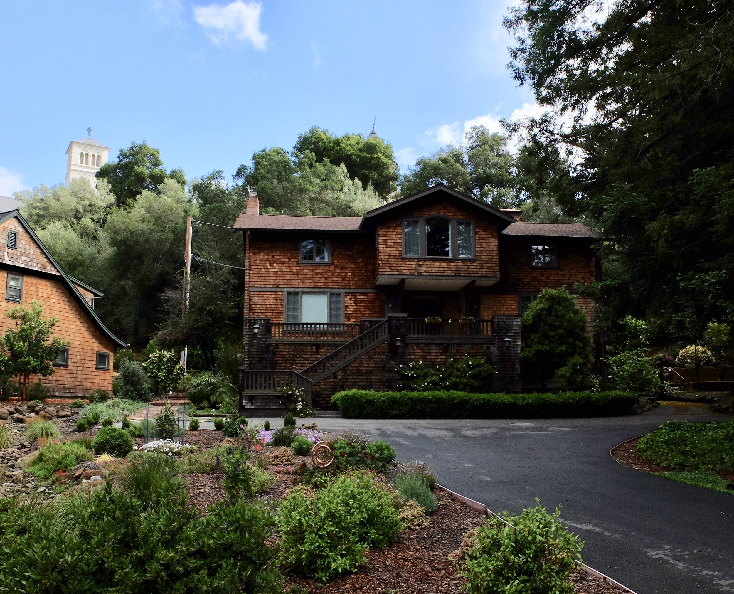  The President’s House was designed by Julia Morgan in 1921. The San Francisco Theological Seminary, University of Redlands, Marin Campus 