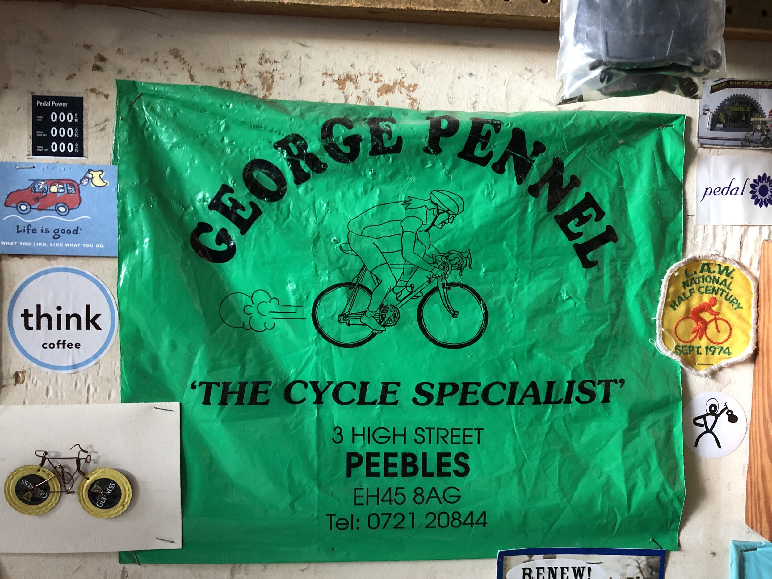  They had a selection of vintage bicycle badges for sale here like nothing I had ever seen except in museums.  They were very expensive.  I took a pass. I must have purchased something else there as I have this bag... 