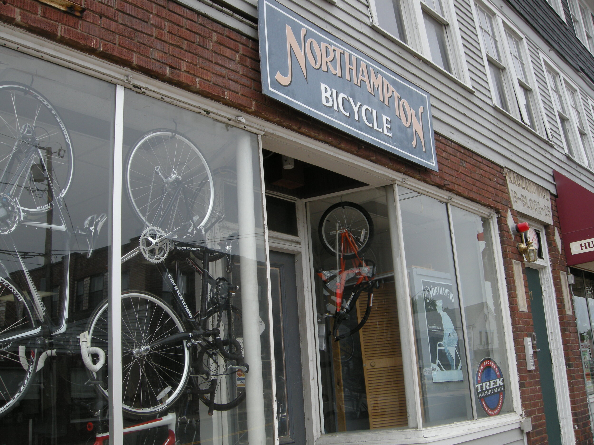 Elliot used this bike shop when he lived there.