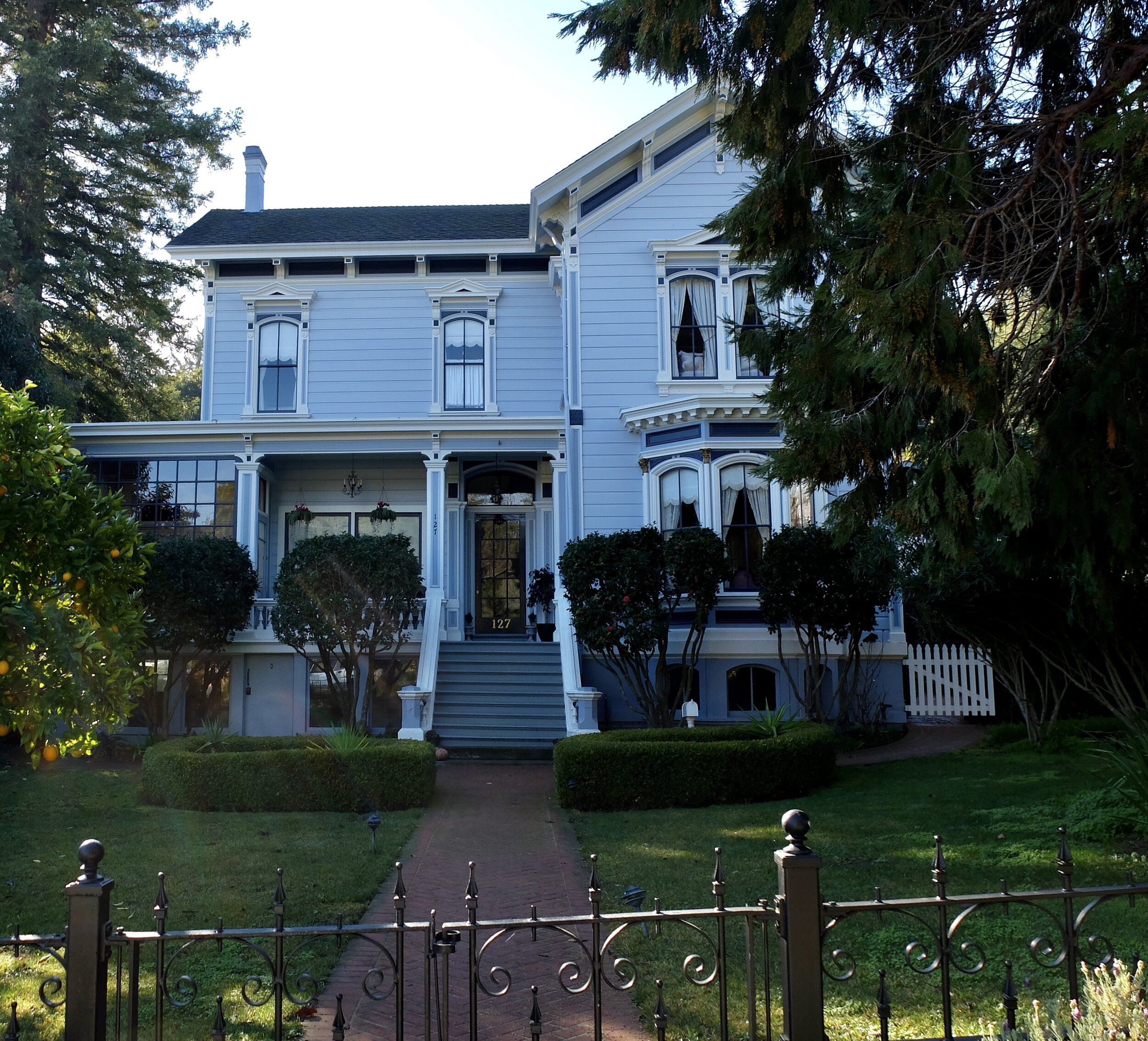 Still remaining, down the hill, is this circa 1883 home of some of the Gerstle children.  It was the Gerstle Park Inn for a while.