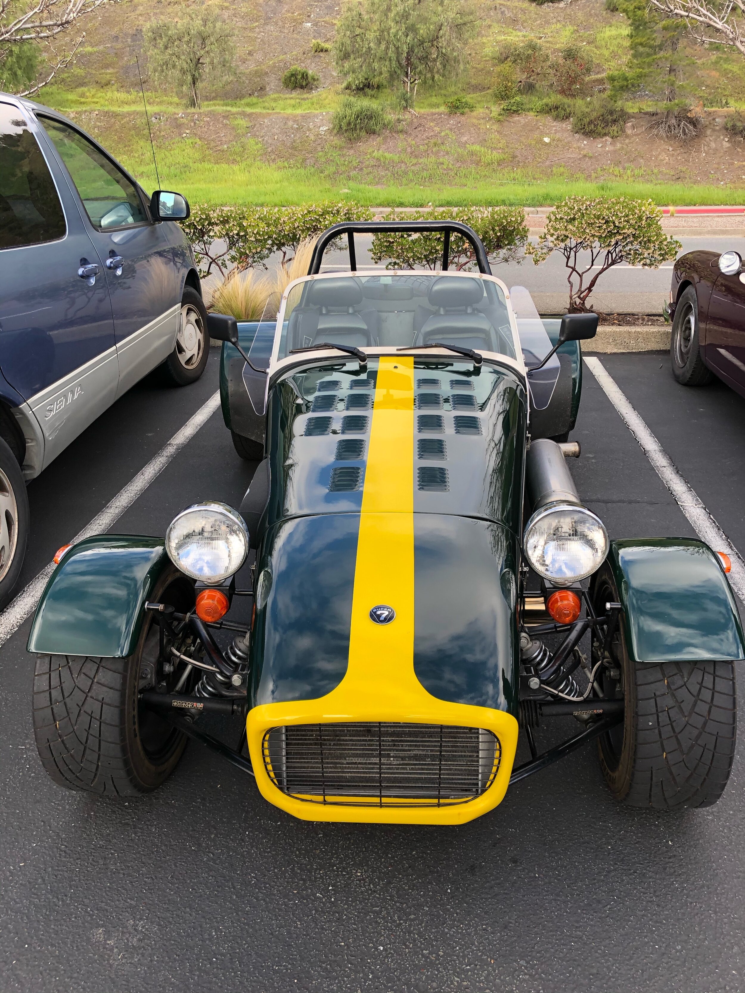 One of my Old Spokes bicycle buddies once had one of these Lotus'.  He still lusts after it.