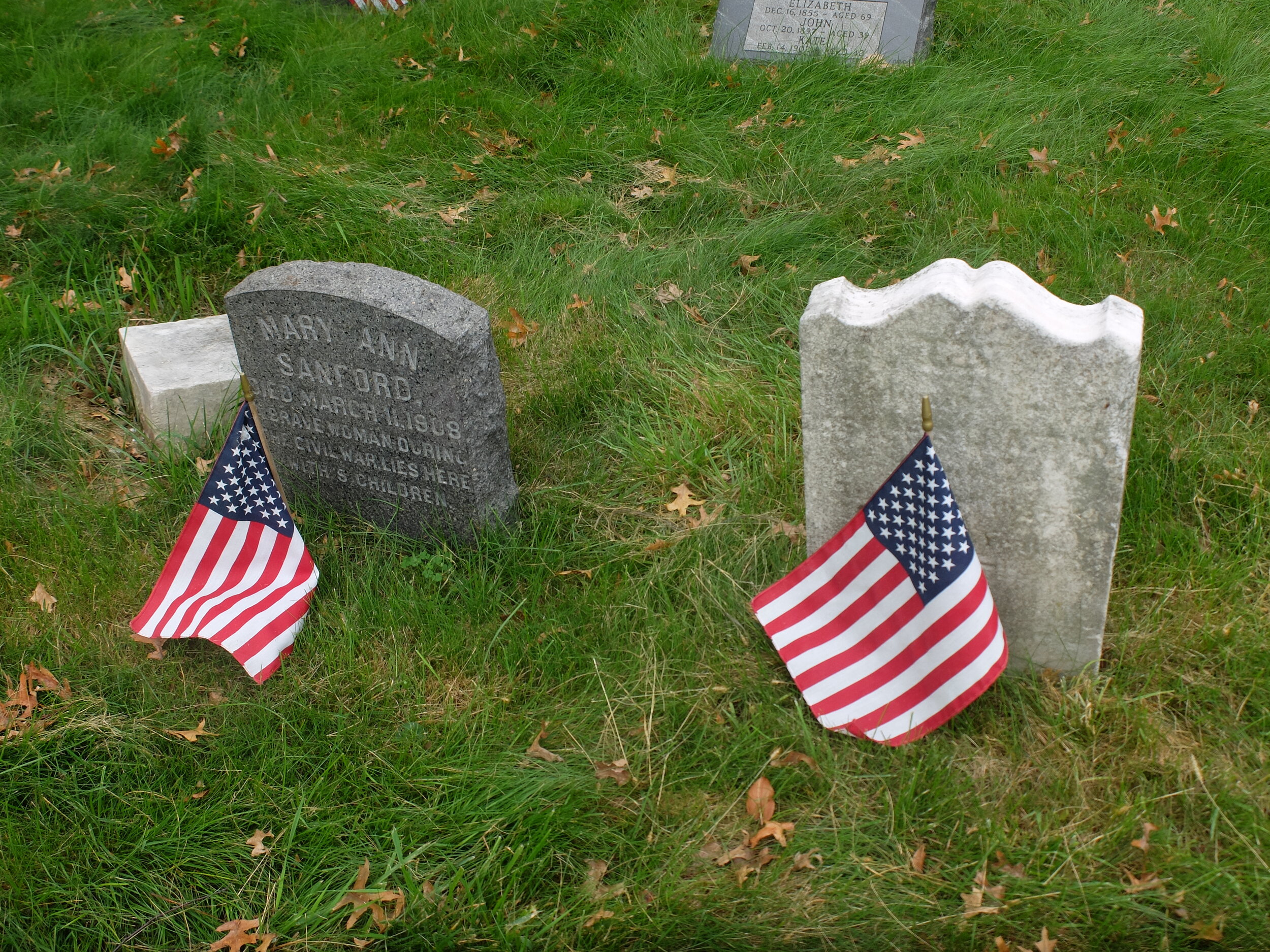 Lots of American flags here unlike the cemetery we visited in Savanah, GA which had lots of Confederate flags.