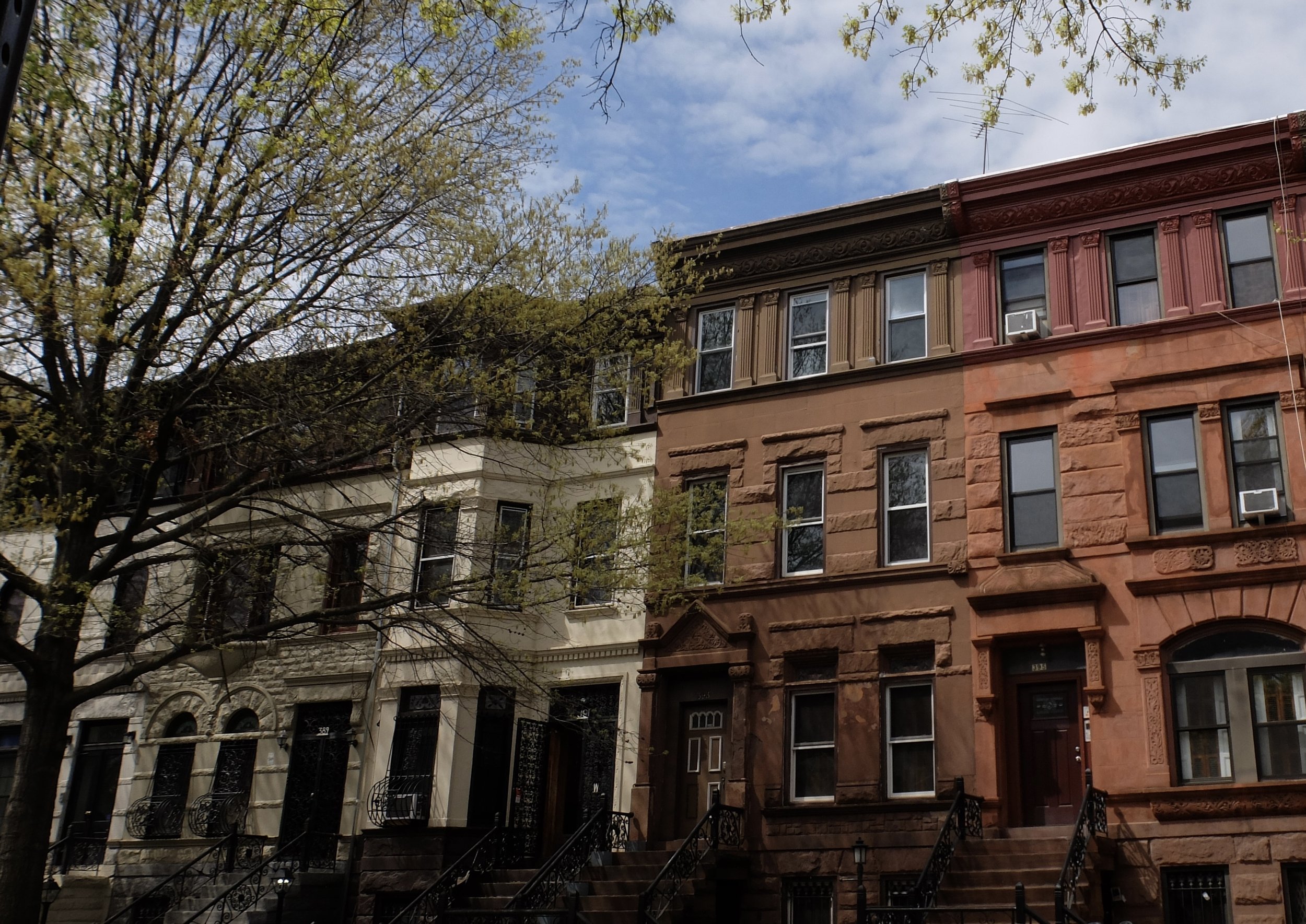 The top floor was not taxed by the city because it was considered an attic space...