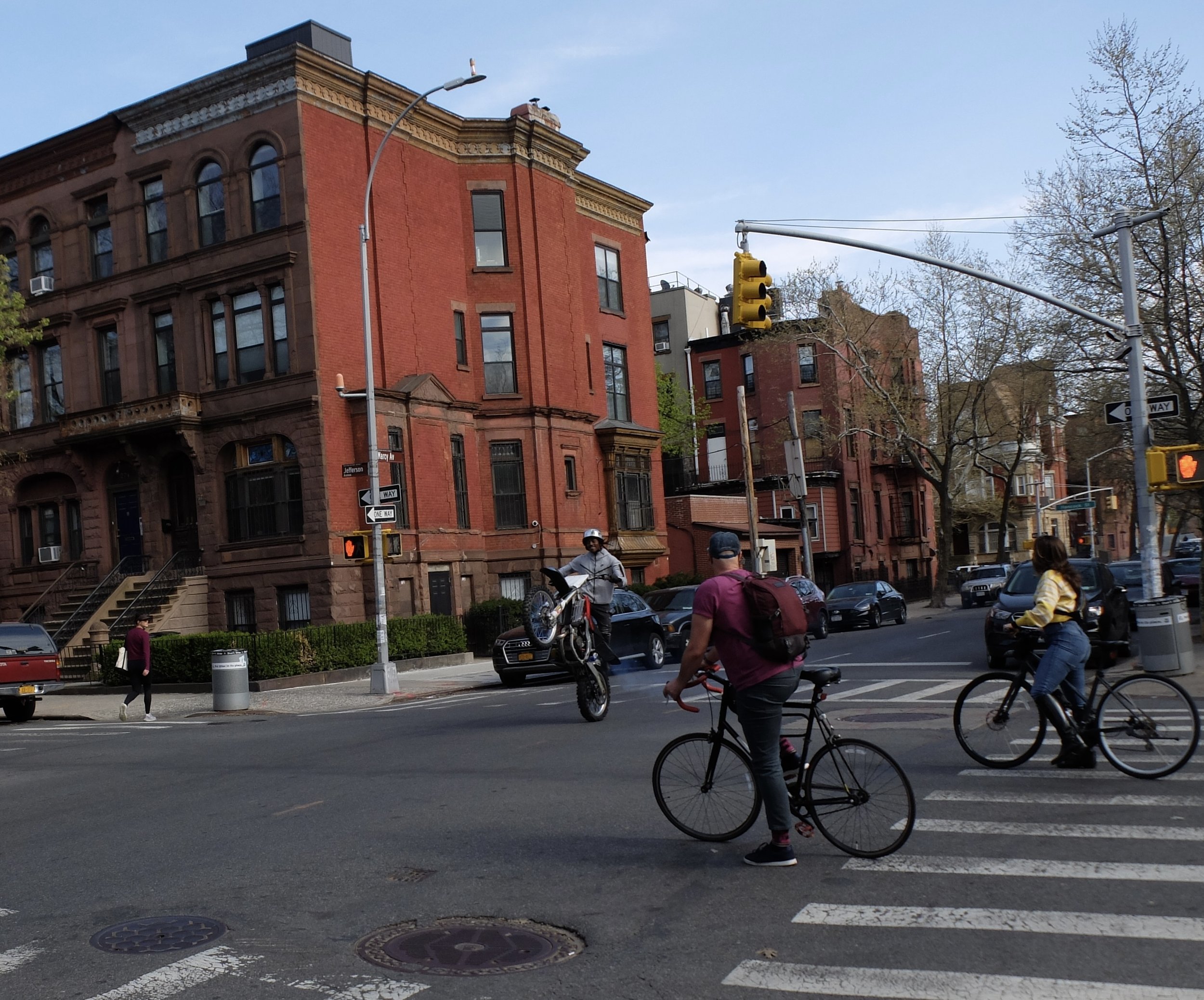 There's the wheelie, caught by Nomi's eye. Maybe it's the same the guy I saw on Nostrand Ave. in the  "April gave us springtime and the promise of the flowers"  blog.