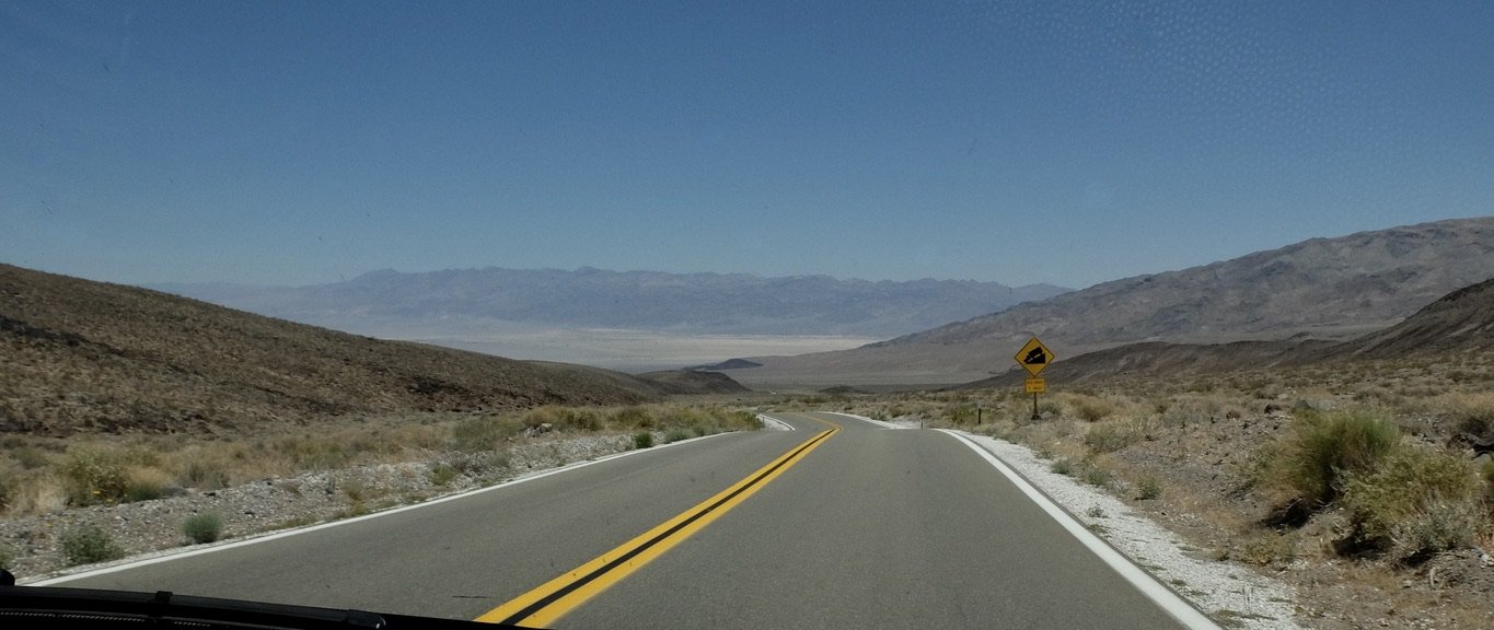 Death Valley - the approach.