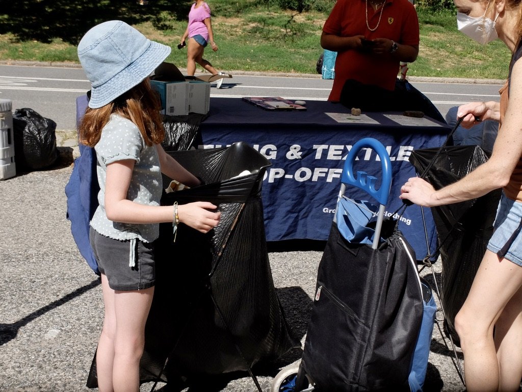 Grand Army Plaza Greenmarket - Donating clothing