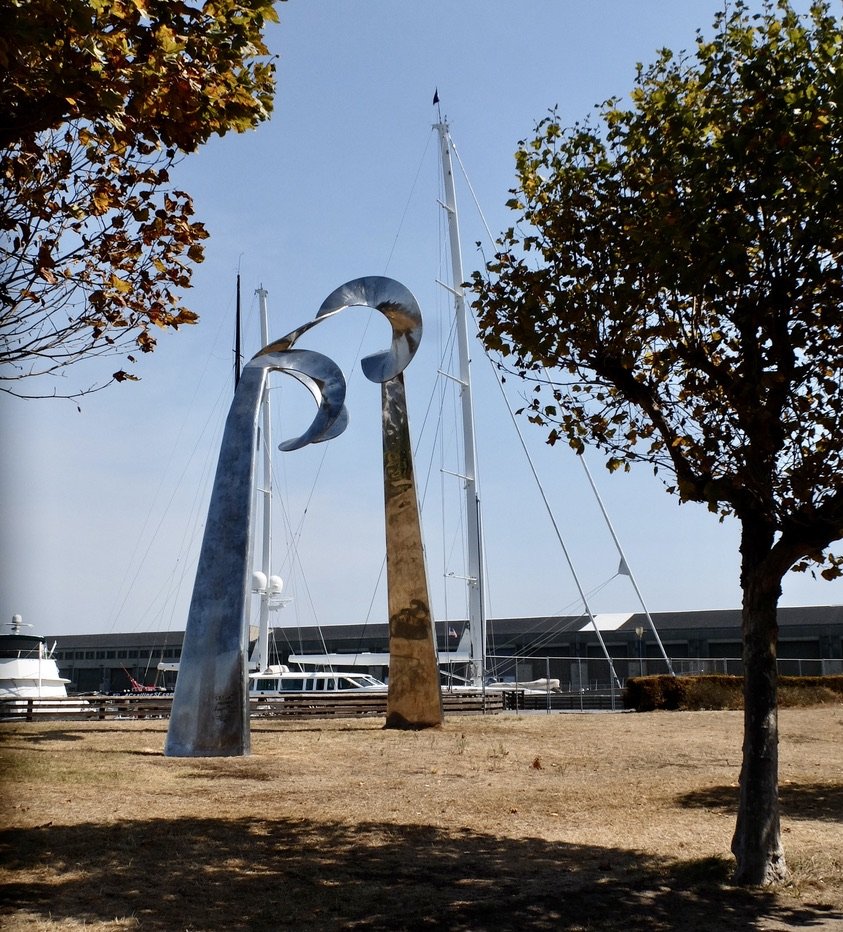 "Sky Gate" c. 1985 by Roger Barr, was the first piece of public art along the Embarcadero.  I had never before noticed it.