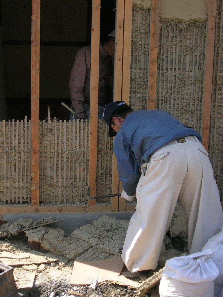  Kyoto, Japan   The construction workers wore pants like these. 