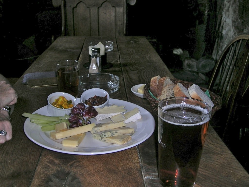  Hindon, a village &amp; civil parish in Wiltshire, England.  Ploughman’s lunch. 