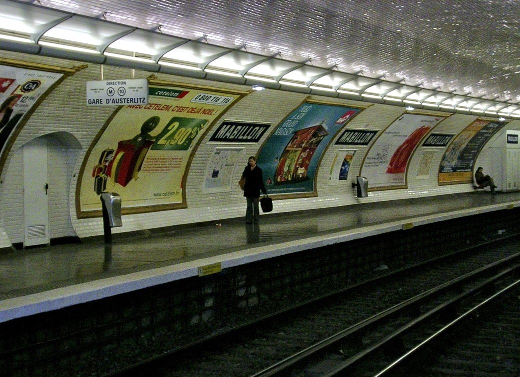  Paris, France.  Gare d'Ausrelitz - Mabillon. 
