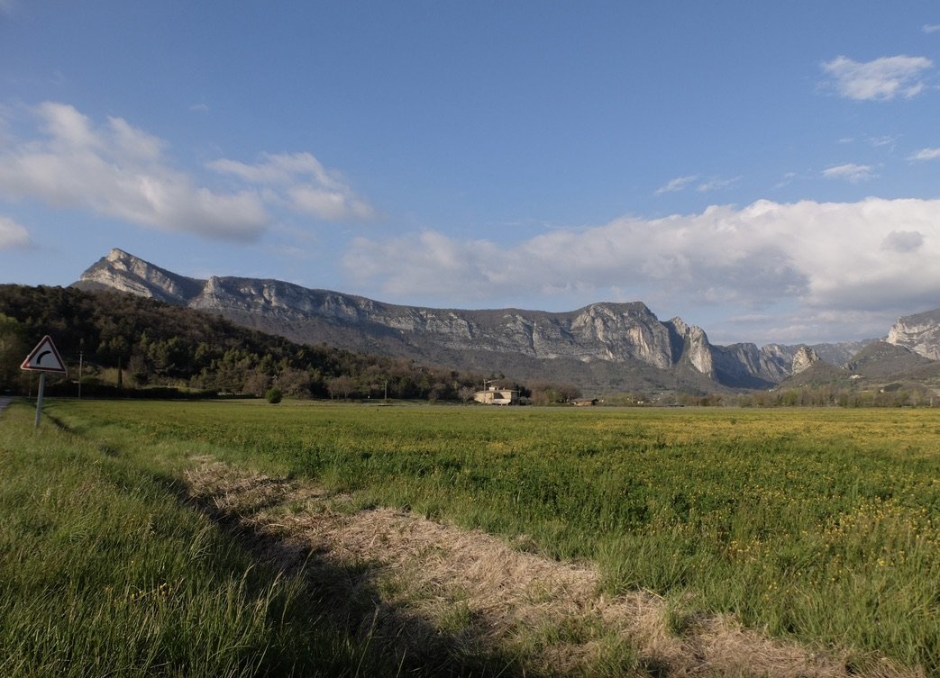 As we returned to Saoû; syncline of the "Forêt de Saou." 