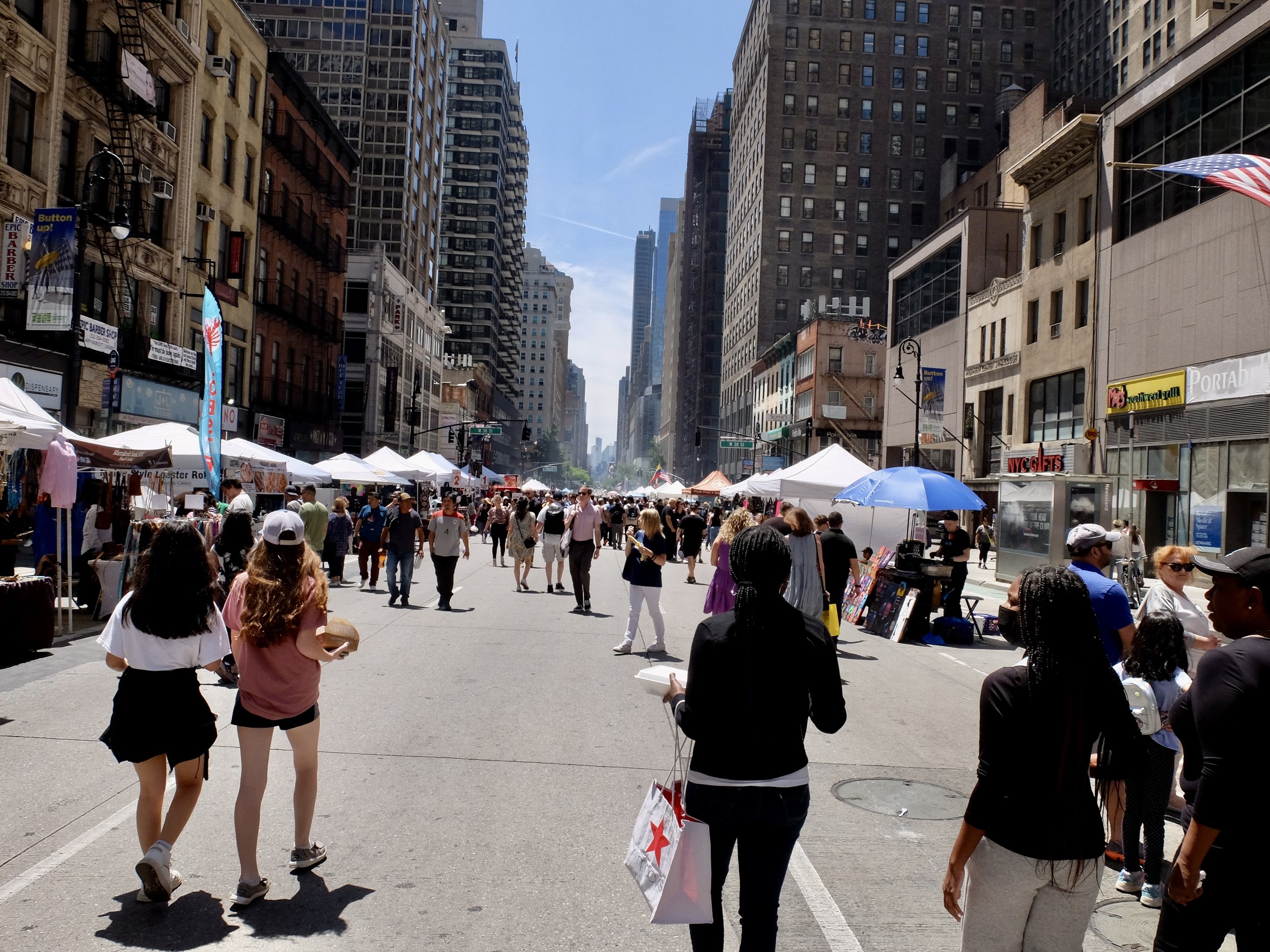 7th Ave. Sunday Street Fair.