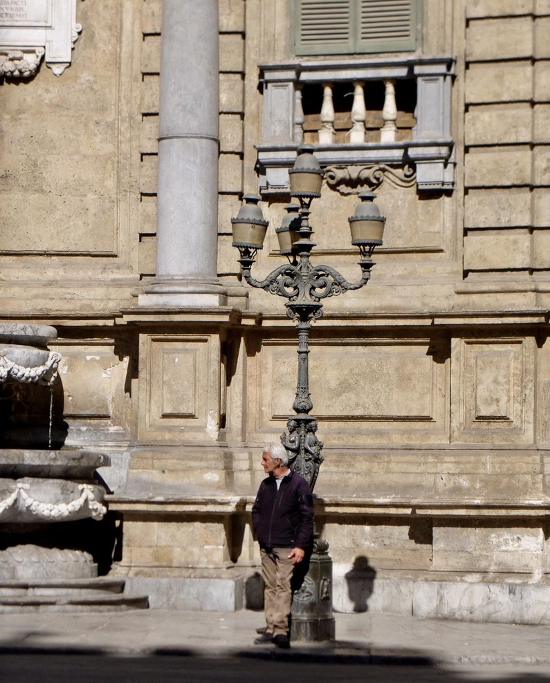  I Quattro Canti — The Four Corners of Palermo, now with the sun shining. 