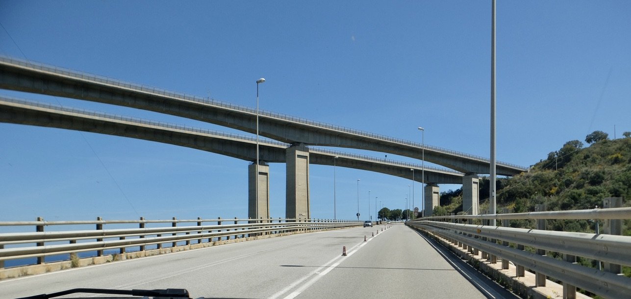 The Malpertugio Viaduct.