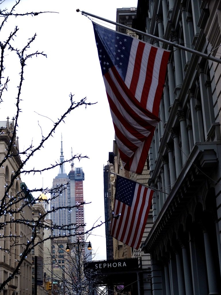 New skyscaper that will partially block a view the Empire State Bldg.