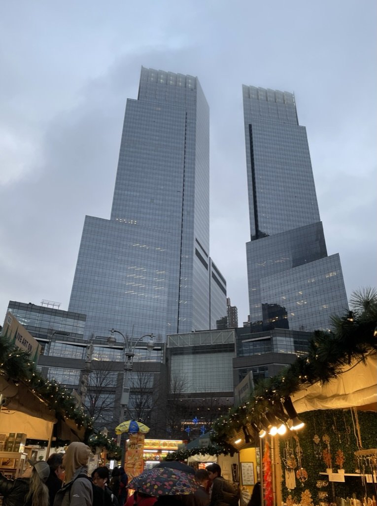 Walking through venders as we approach Time Warner Center to go to Dizzy's Club.