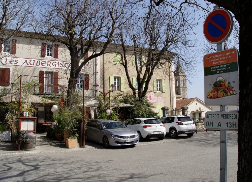 Les Auberistes Café Restaurant Marsanne en Drôme Provençale.