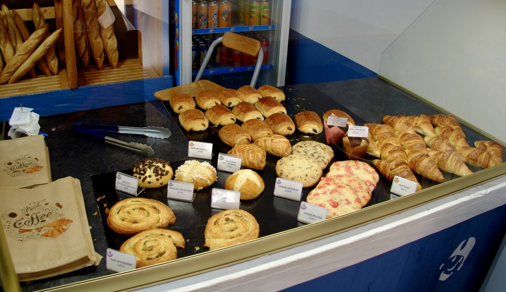 Boulangerie L'Atelier du Pain, Saou.  The selections keep changing with the aeason