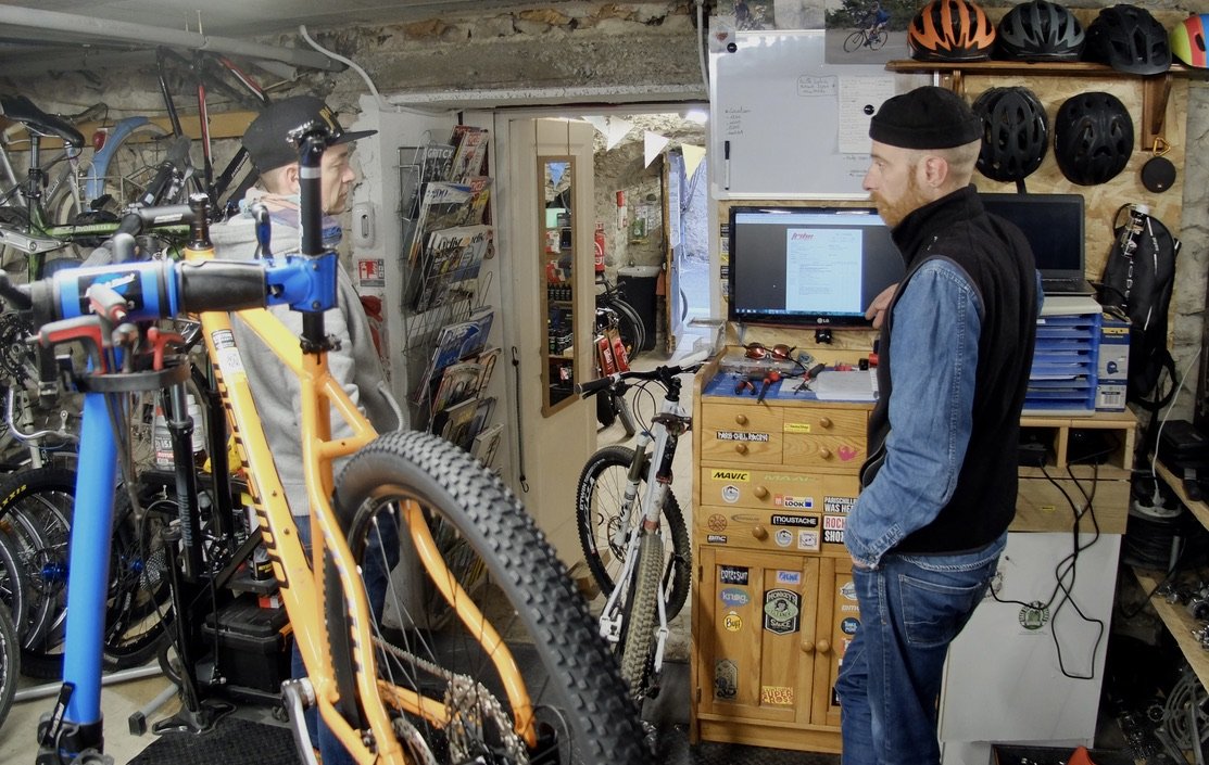 Merinos Cycles in Saou.