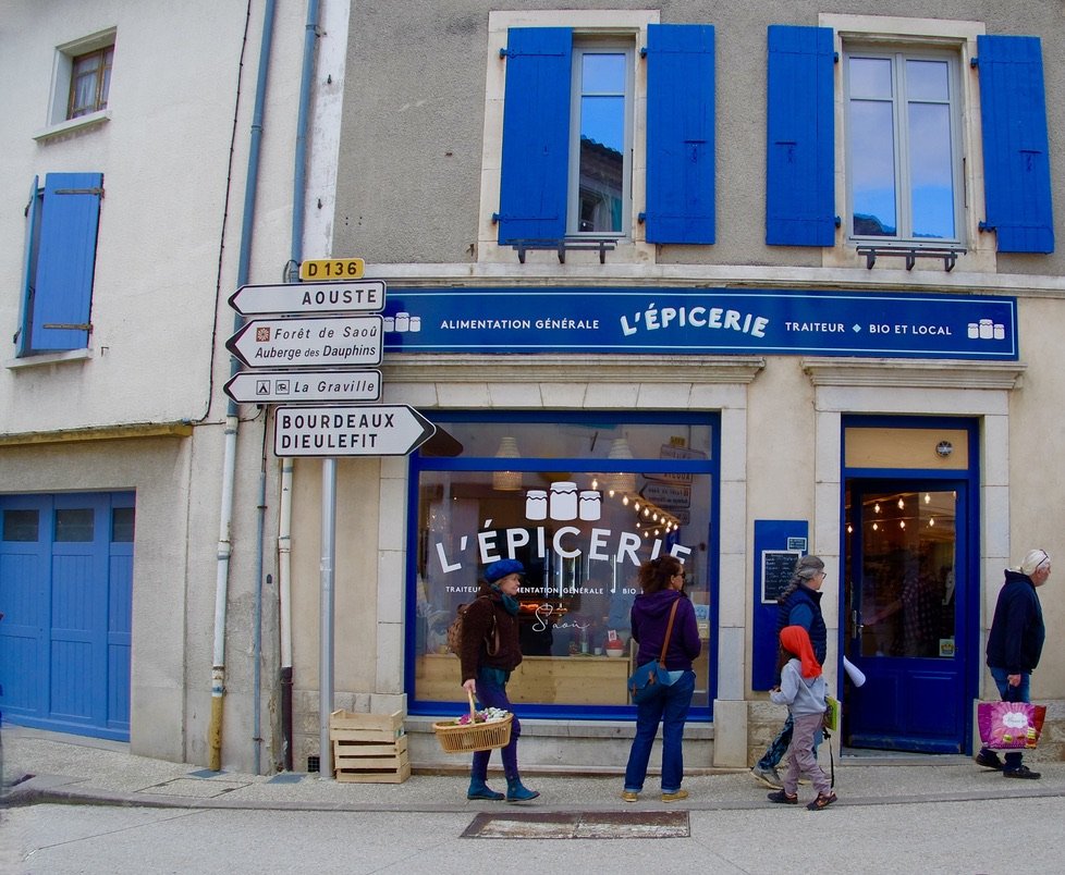 L'Épicerie, Saoû.