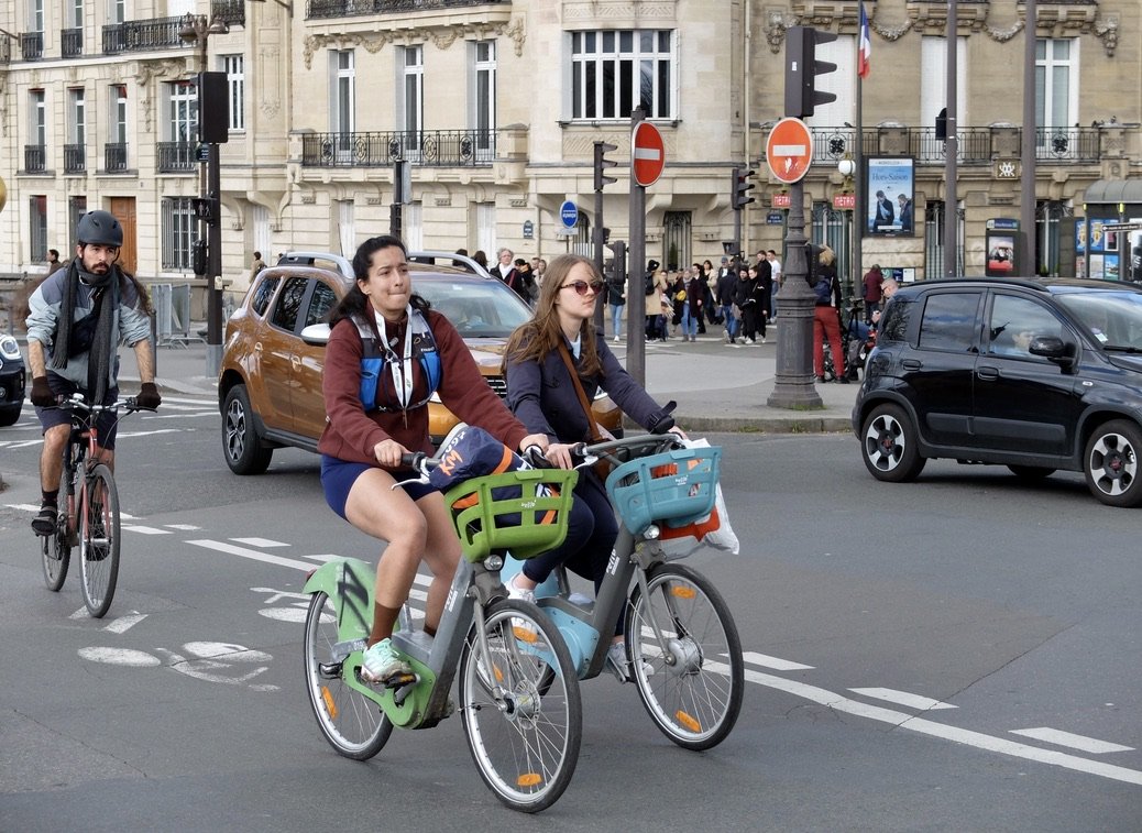  "Launched in 2018, electric bikes make getting around easier. They are used for more than half the kilometers travelled on Vélib." 