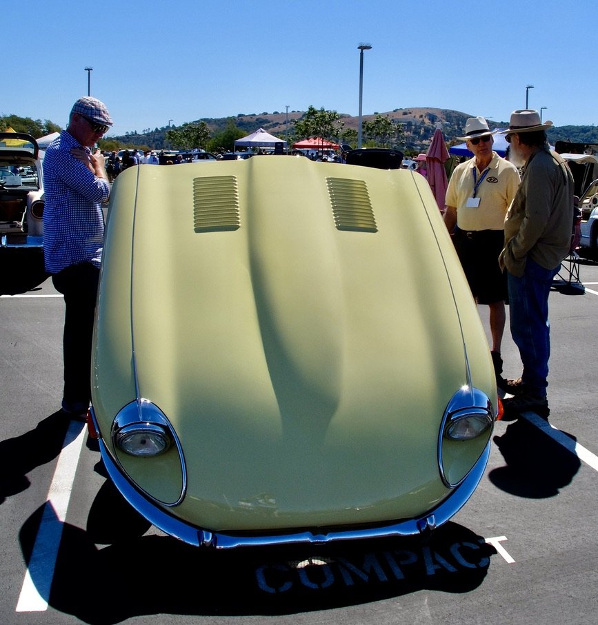 More British competitioin; Andy's Jag. E type.