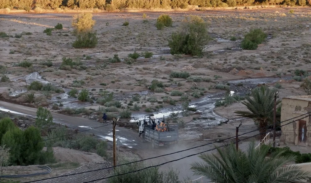  Off to work seen from the rooftop of Ksar El Kabbaba. 
