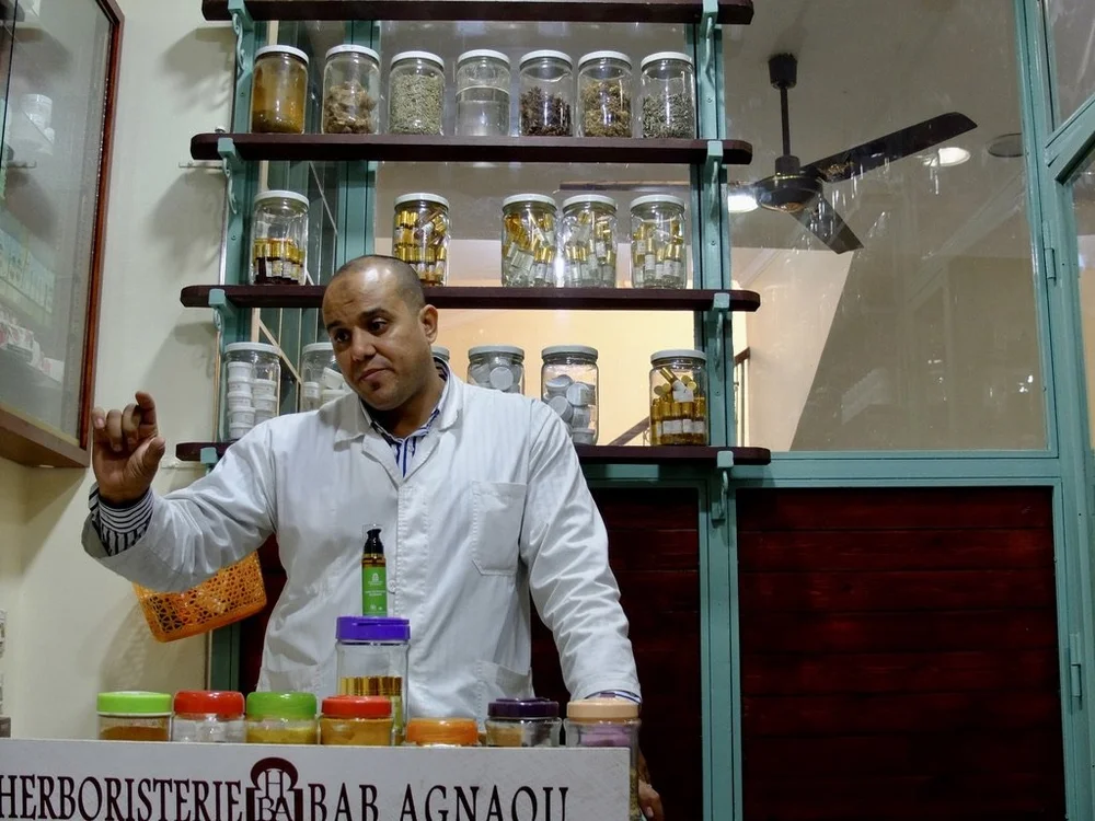  Herboristerie Bab Agnaou. 