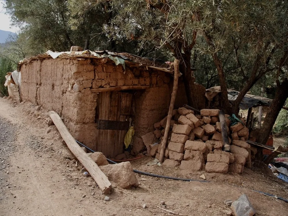 Classic mud brick dwelling.