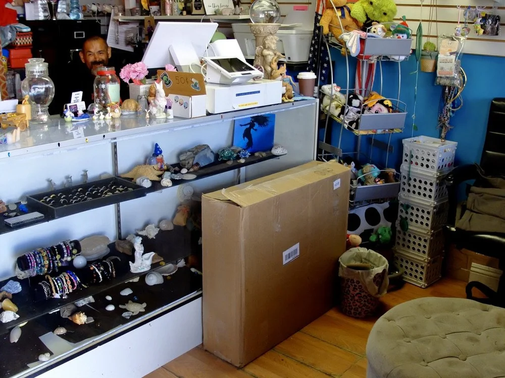 Elluisa's Vibrant Myrmade Jewels 282 Old Woman Springs Rd, Yucca Valley.