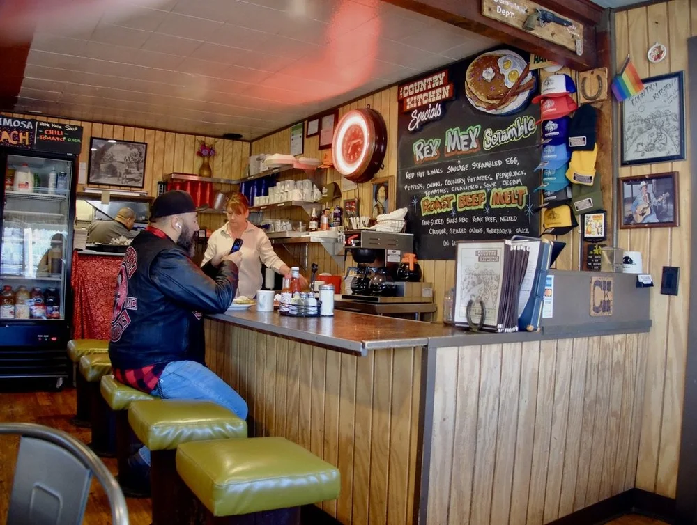  JT Country Kitchen.  Note the "Complaint Dept." upper right.  We’ll see more of this patron later. 