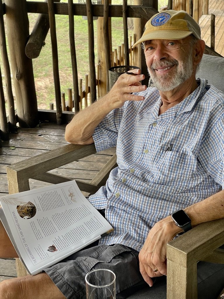  Instead, I hung out around the lodge.  “ These miniature cigars are the perfec t  choice for a short smoke, with a mild a nd smooth flavor. Guantanamera Mini Smoke Master cigars are sold in packs of 20, and are great for a quick smoke on the go.” Fr