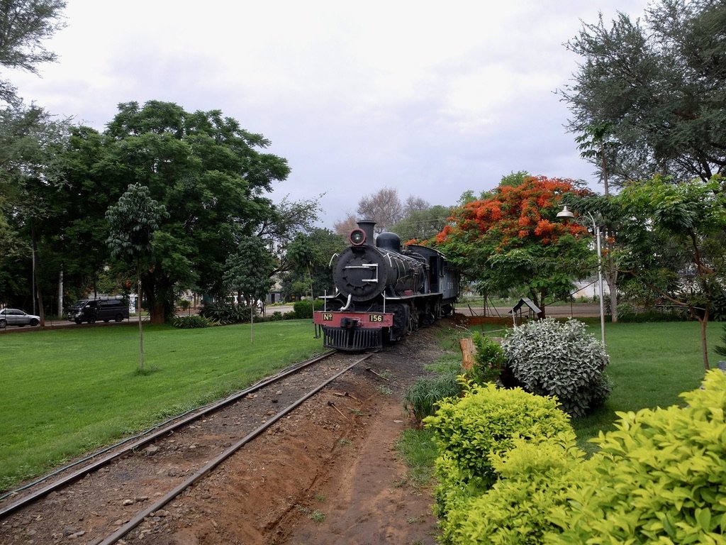  Victoria Falls Royal Steam Train dinner tour. 